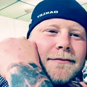 Meet your Posher, Cory